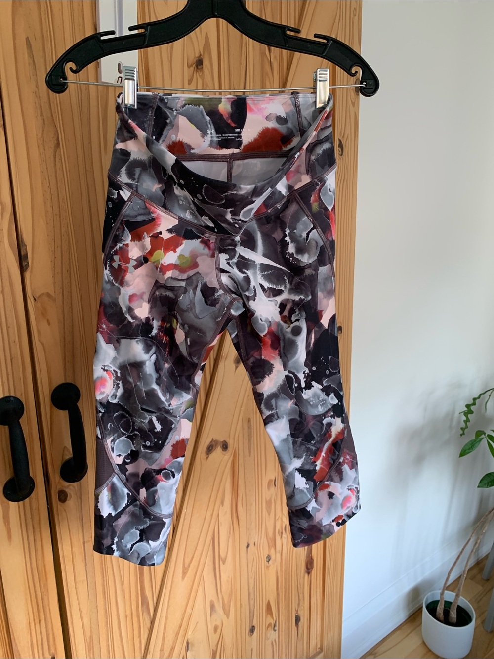 Under Armour women’s active-wear leggings